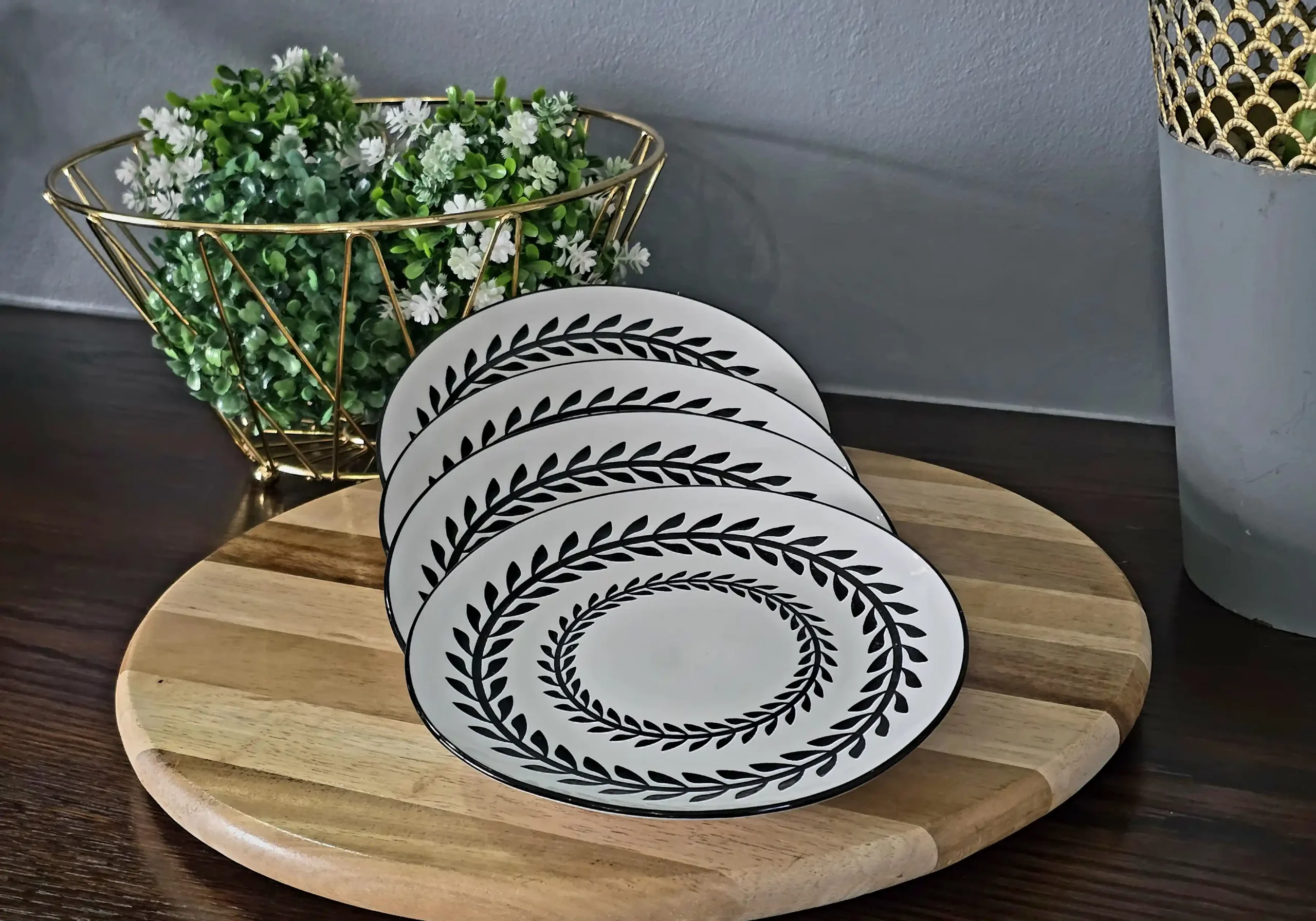 Set of 4 White with Black Pattern Plates - Image 3
