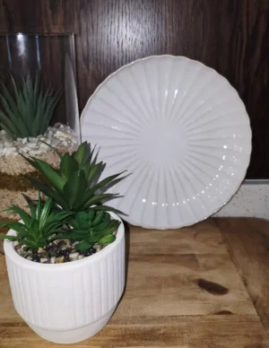 Off White Spring Scallop Plate - Big