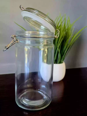Glass Storage Jar with Sealable Lid – 1.35L